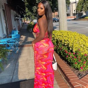 Twist front tied backless bodycon dress